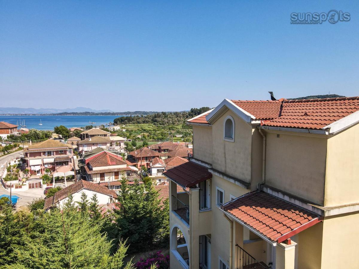Villa Konstantina Petriti  Екстер'єр фото