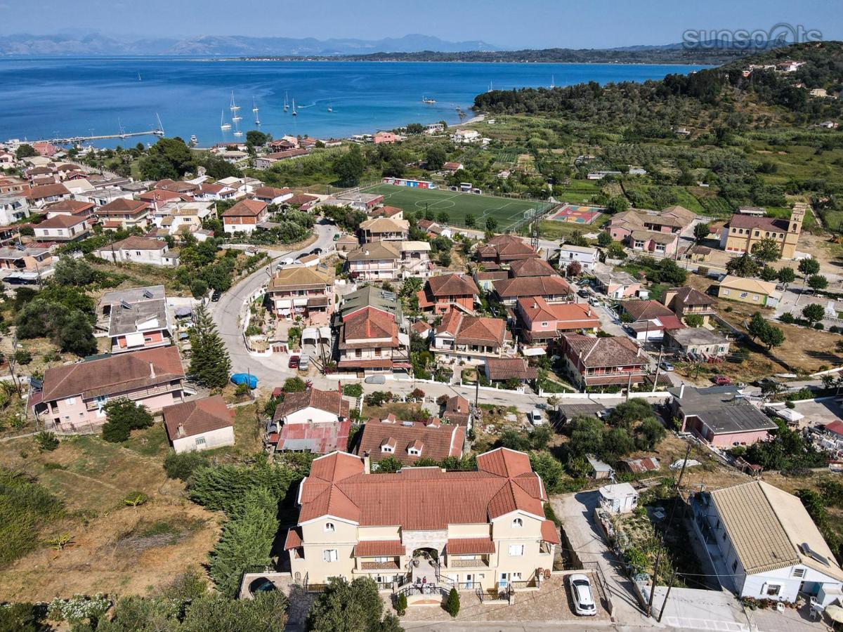 Villa Konstantina Petriti  Екстер'єр фото