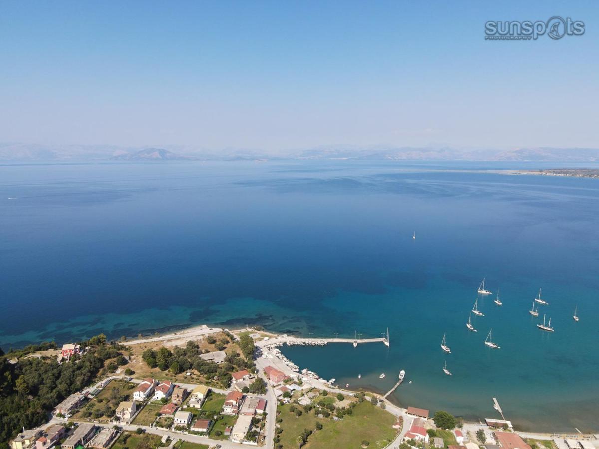 Villa Konstantina Petriti  Екстер'єр фото