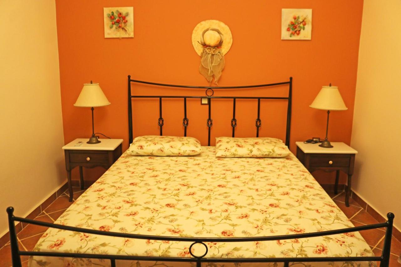 Villa Konstantina Petriti  Екстер'єр фото